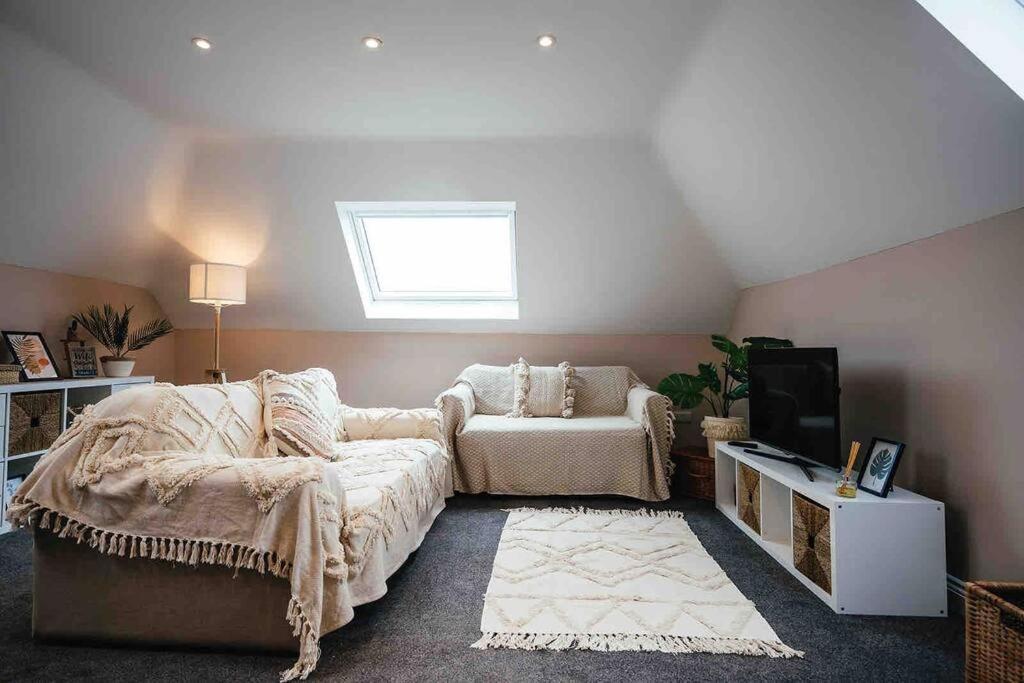 Boho Loft In Somerset - Private Parking Radstock Exterior photo